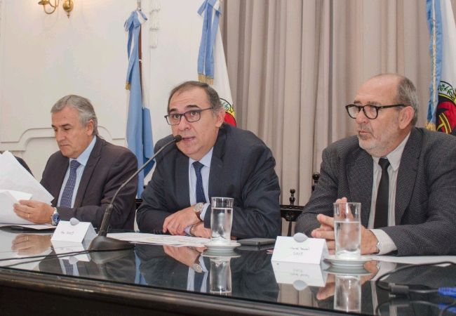 180319 2. Walter Morales Pte. IVUJ en presentación PPV crop 650x450
